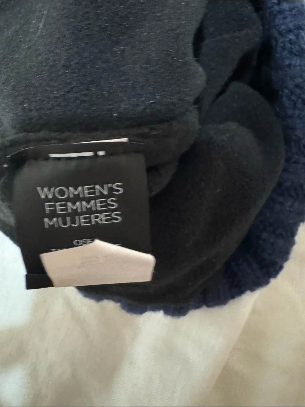 Under Armour WomenNavy Cable Knit Beanie